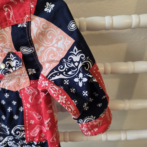 Wrangler Infant/Toddler Patchwork Onesie Size 6-9 Months - Picture 8 of 11